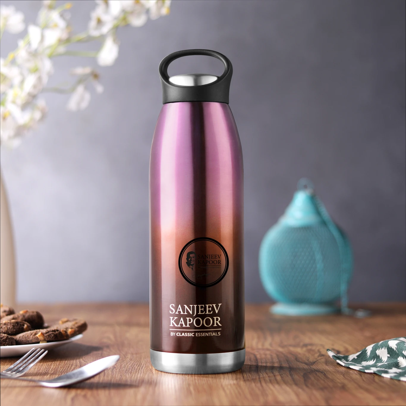 sanjeev-kapoor-by-classic-essentials-delta-stainless-steel-hot-cold-double-wall-insulated-700-ml-steel-flask